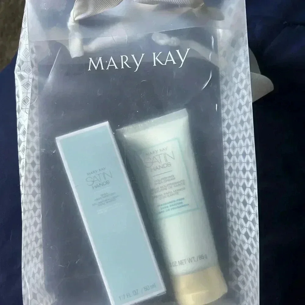 Mary Kay set brand